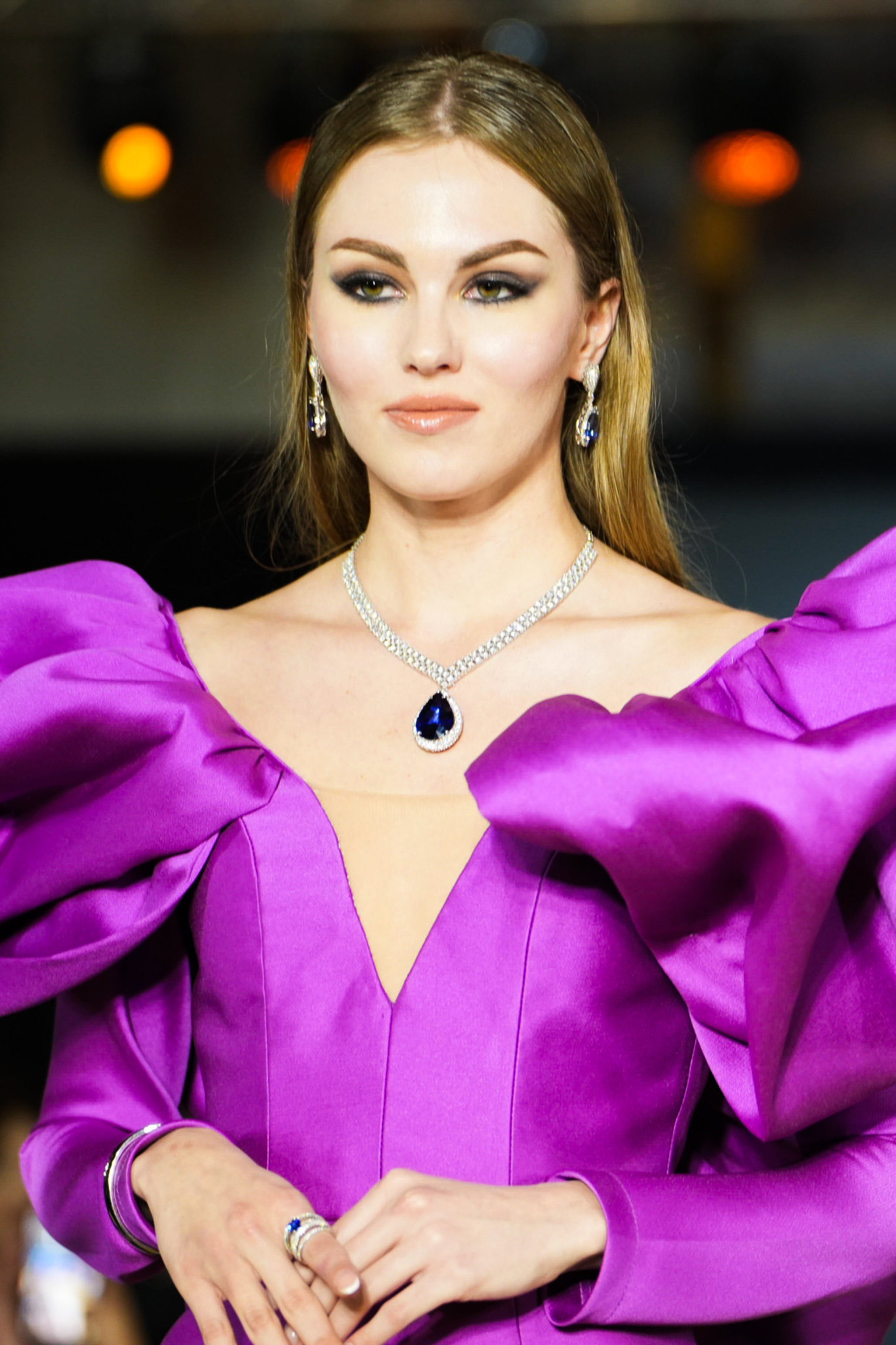 Heart Evangelista Wore Expensive Designer Jewelry With Her Magenta Dress In  Thailand