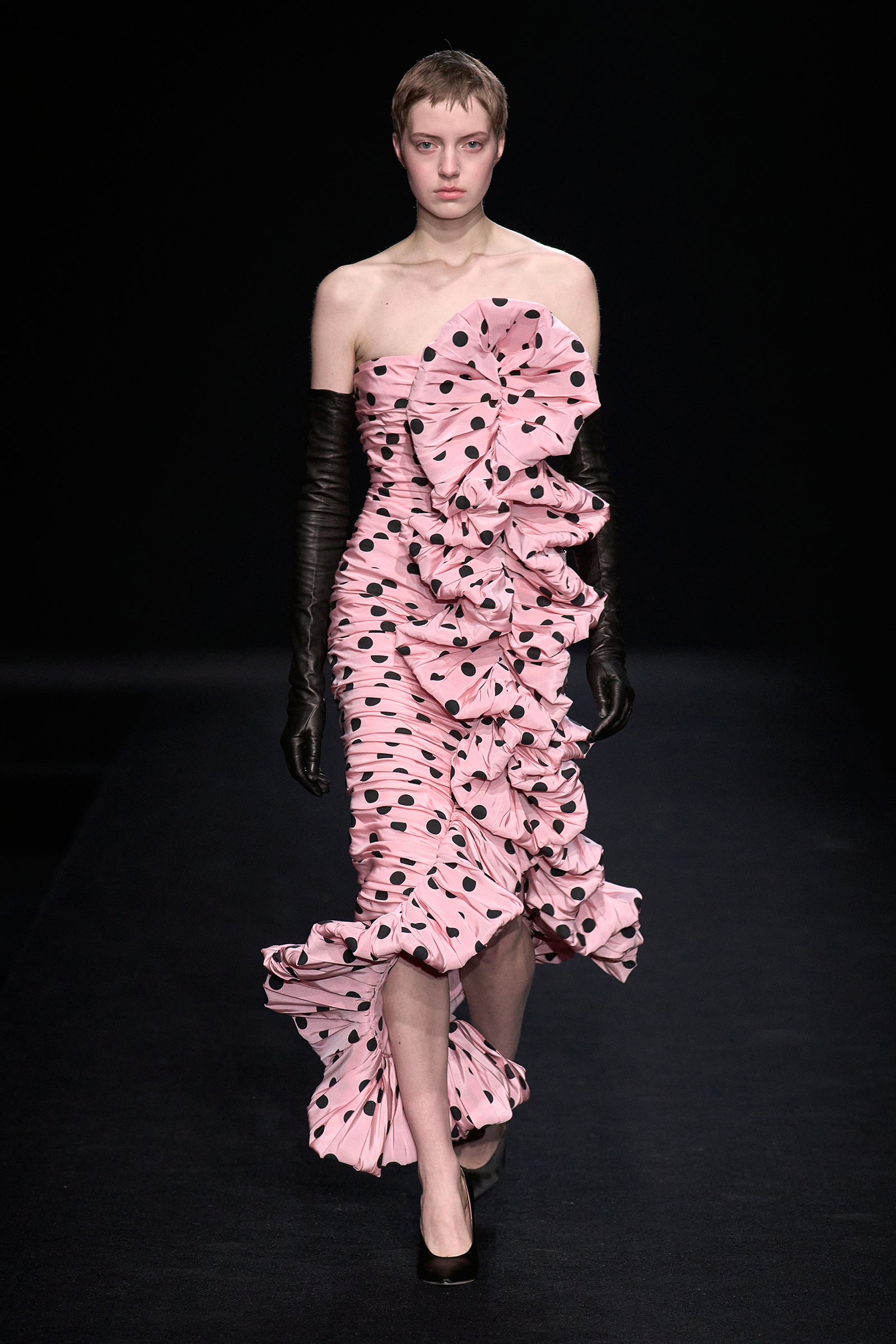 Valentino Spring 2023 Collection