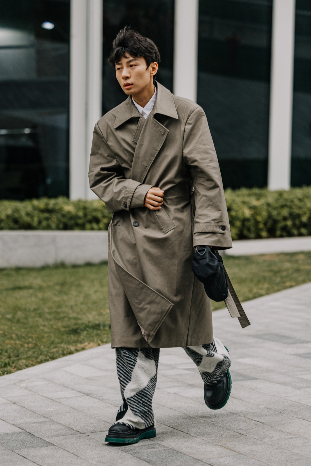 The Best Street Style Photos From the Fall 2023 Shows in Shanghai | Gallery