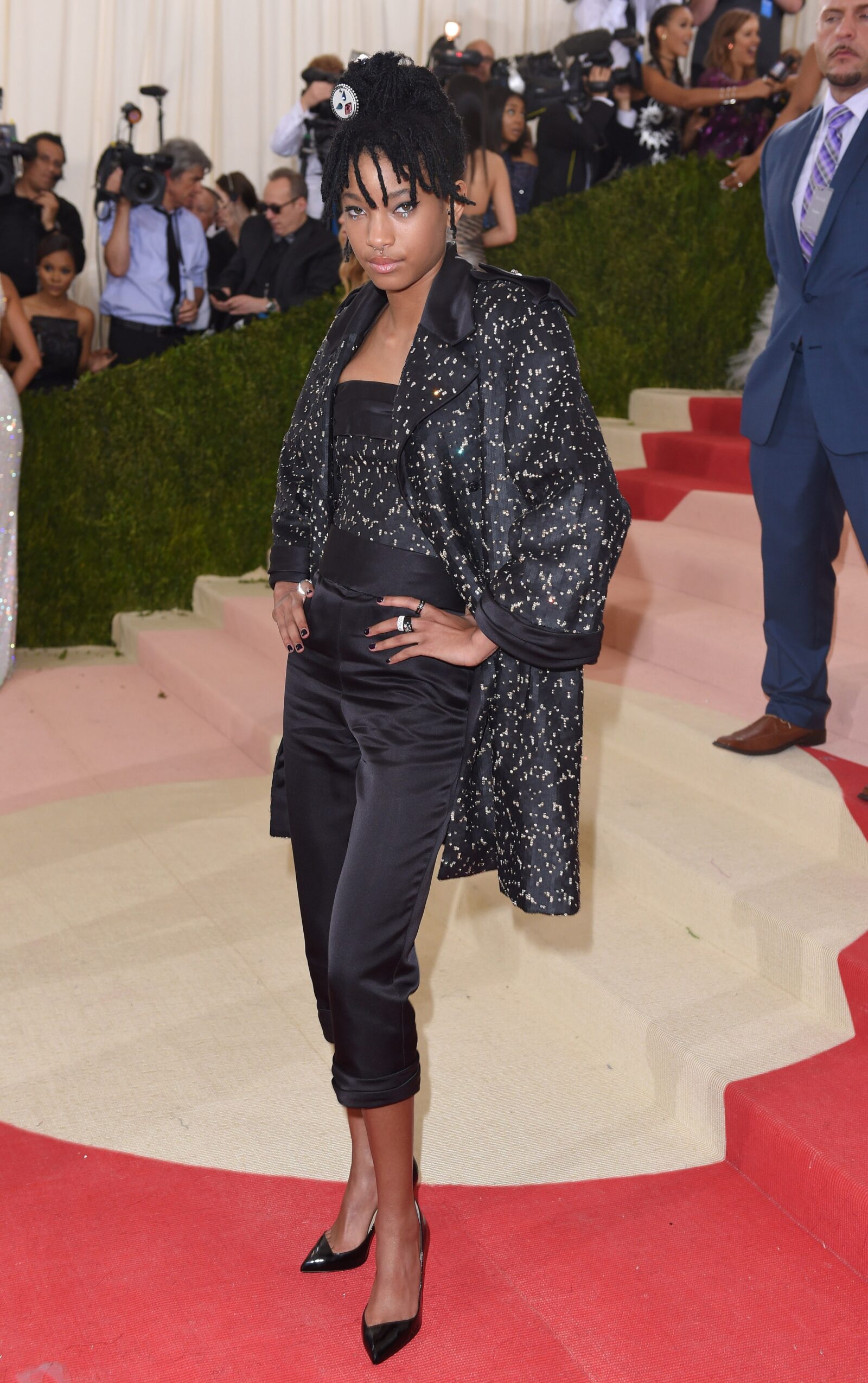 The Best Karl Lagerfeld For Chanel Looks At The Met Gala Through The ...