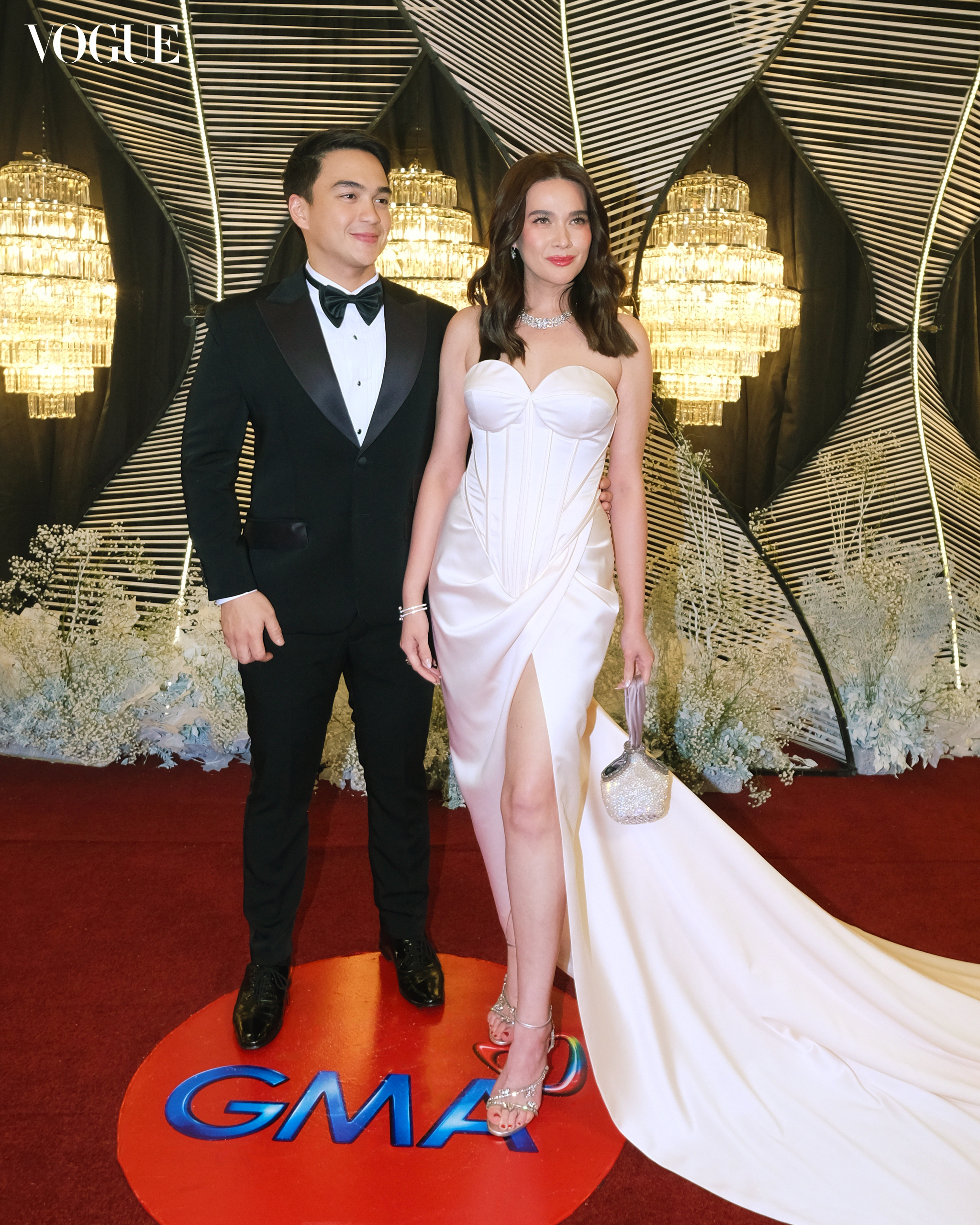 Bea and Dominic arrive on the GMA Gala red carpet.