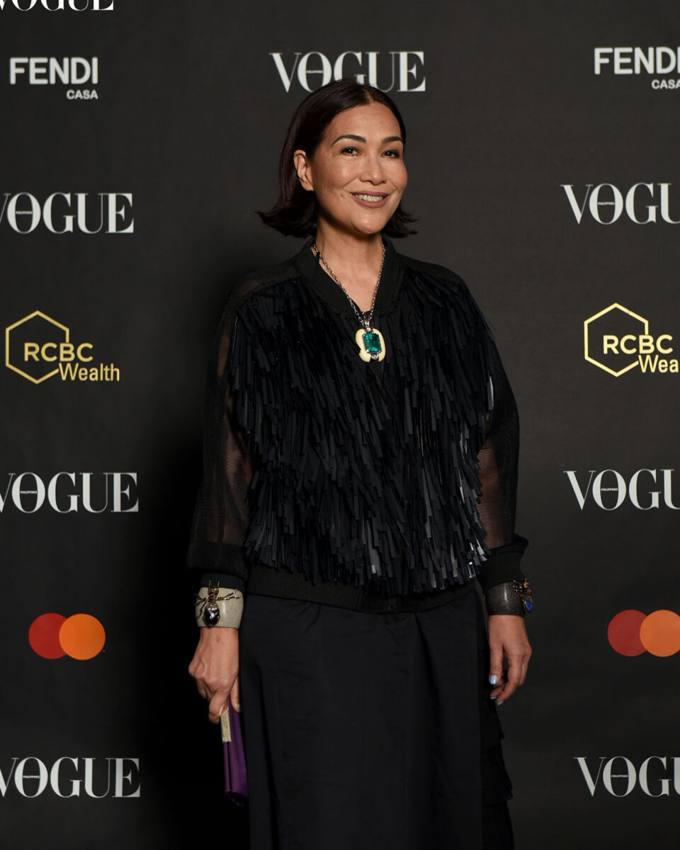 Tina Ocampo posing at the photo wall at the Vogue Philippines Gala 2023