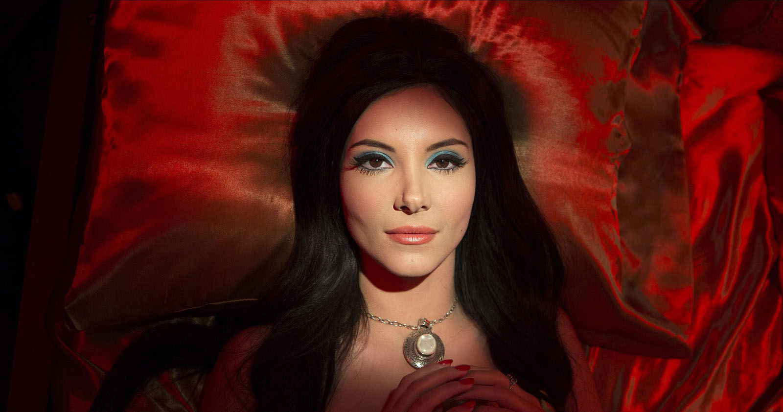 The Love Witch (2016) movie review
