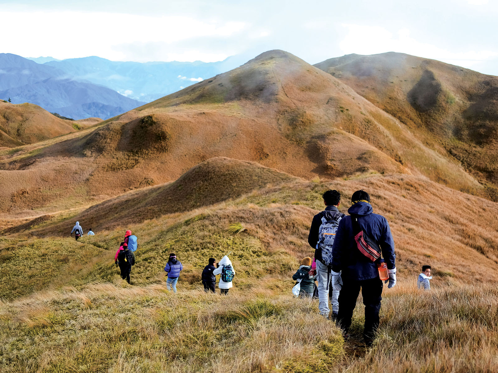 A group of hikers in Mountain Pulag