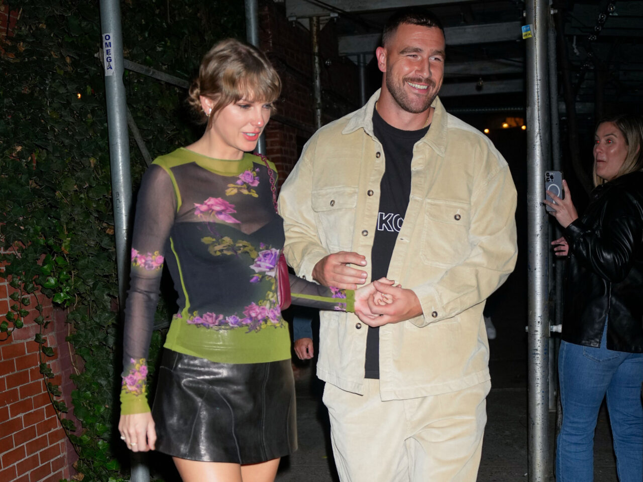 Taylor Swift and Travis Kelce have dinner at Waverly Inn on October 15, 2023.Getty Images