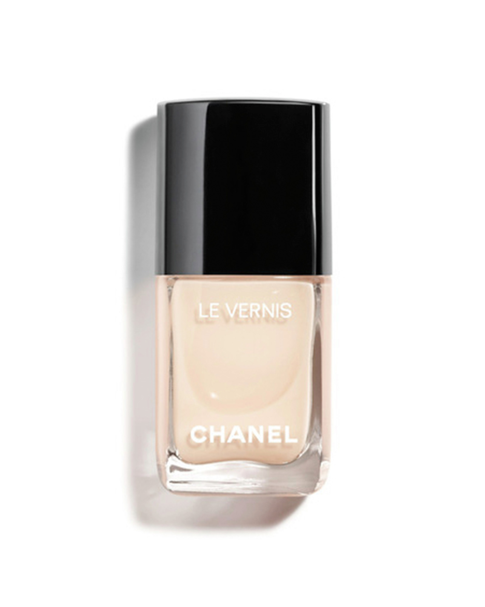 Chanel’s New Holiday Collection is a Nod to Timeless Glamour | Vogue ...