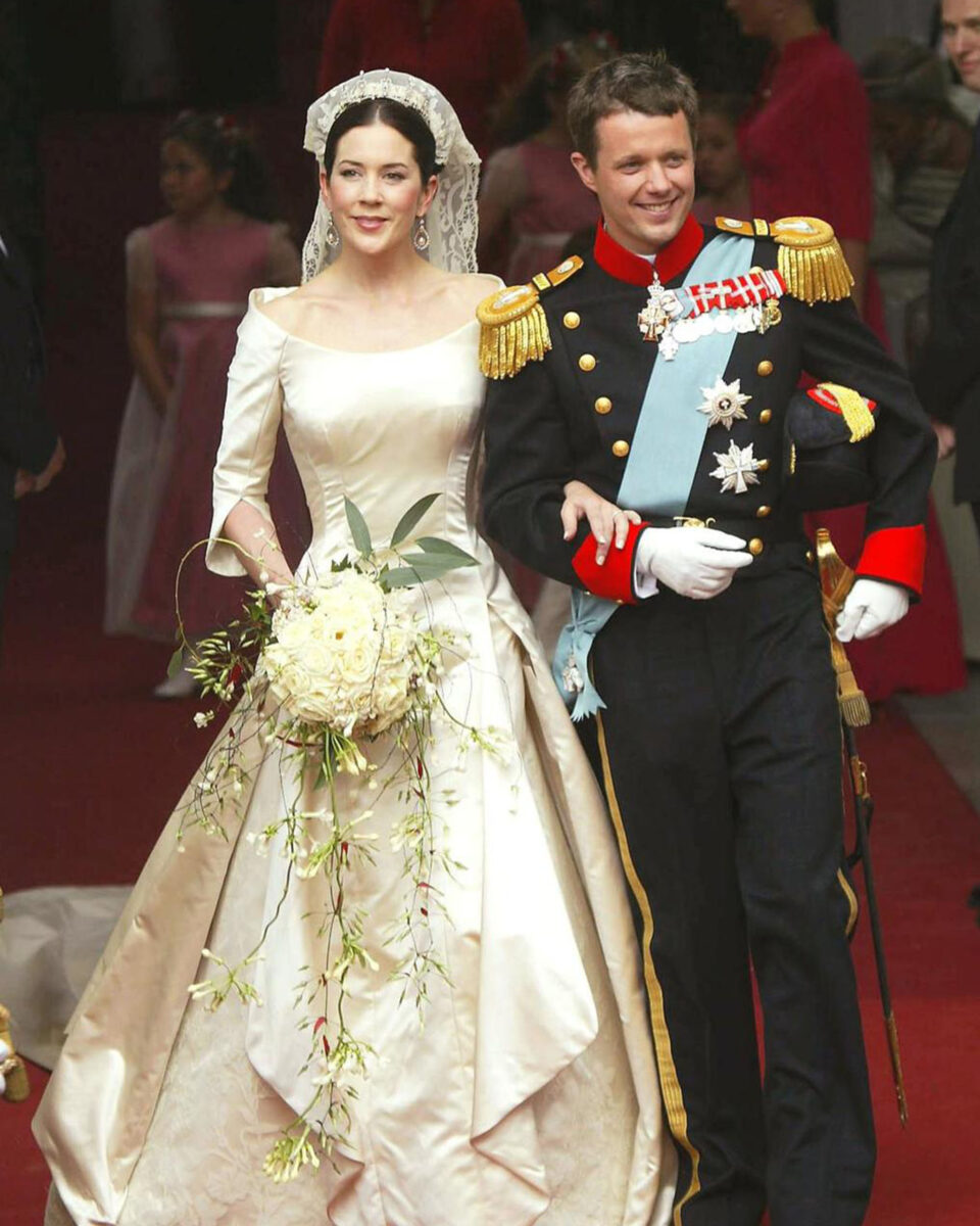 The Complete Relationship Timeline Of Princess Mary And Prince Frederik ...