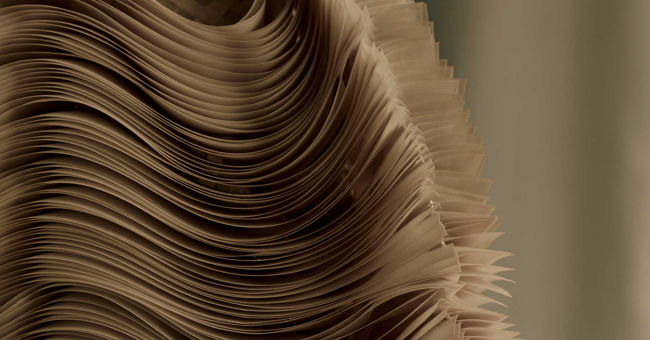 Ivarluski Aseron’s Gown Is Inspired by Lovers on a Picnic